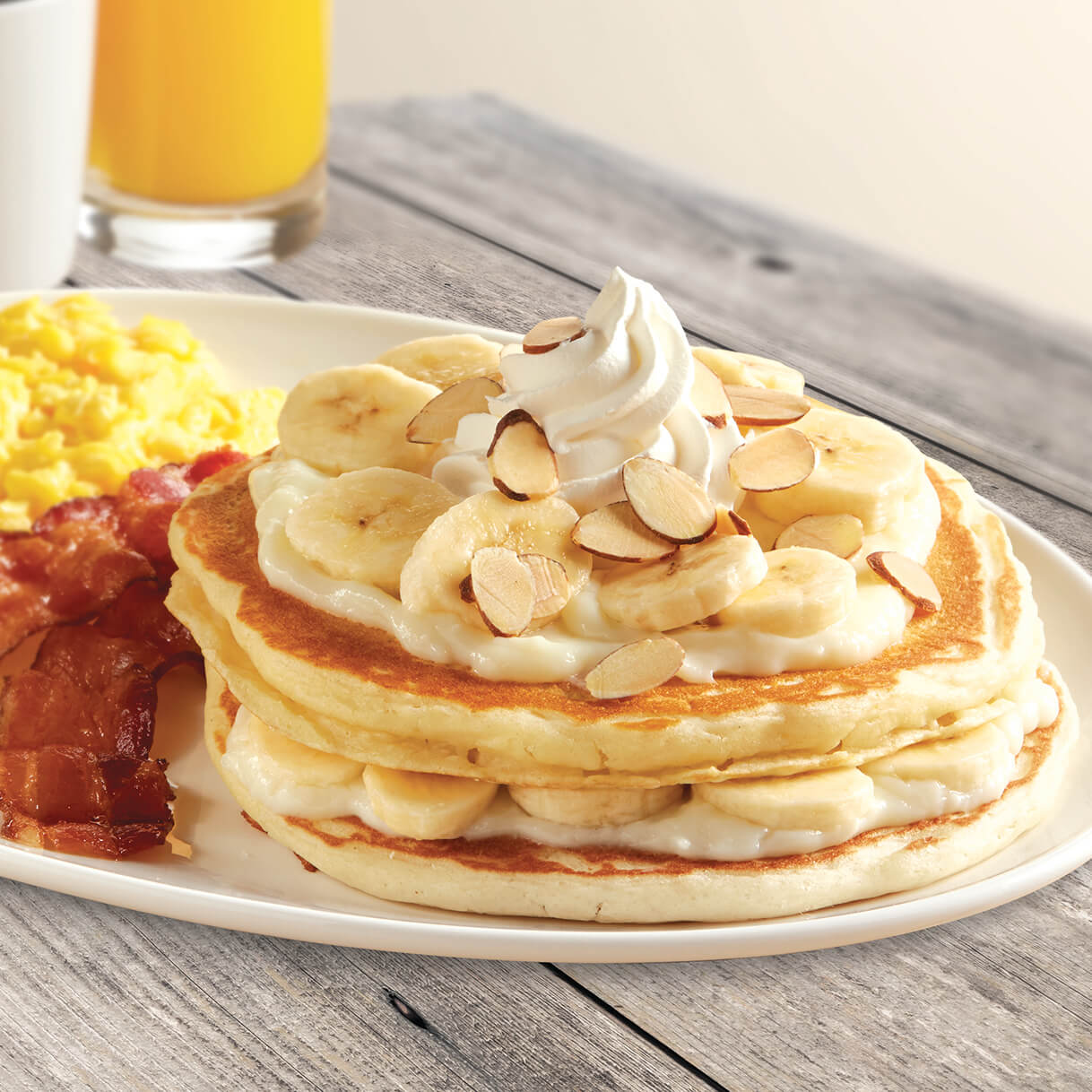 Banana Cream Pie Pancakes